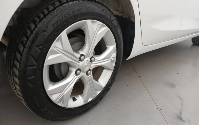 imagem-https://www.socarrao.com.br/sc-vehicle-images-prod/3966936/1789807459194-1_125913.jpg