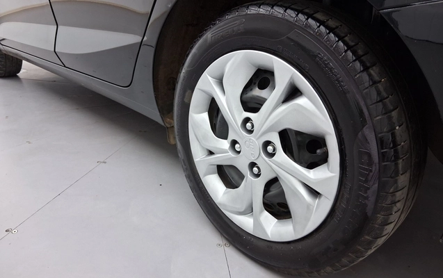 imagem-https://www.socarrao.com.br/sc-vehicle-images-prod/3966949/1789807531335-1_054819.jpg