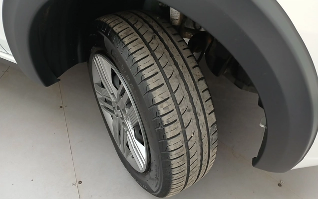 imagem-https://www.socarrao.com.br/sc-vehicle-images-prod/3966953/1789807551409-1_094723.jpg