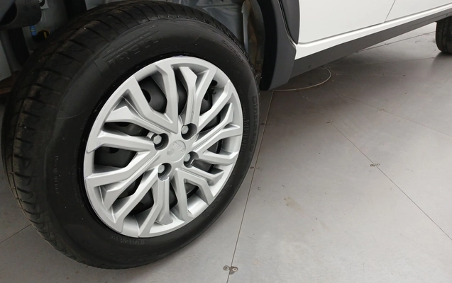 imagem-https://www.socarrao.com.br/sc-vehicle-images-prod/3966959/1789807574625-1_092554.jpg