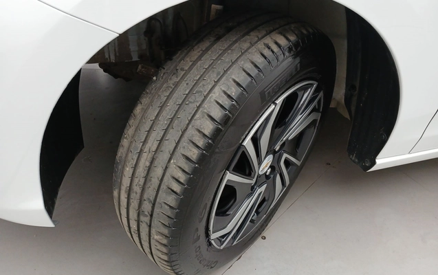 imagem-https://www.socarrao.com.br/sc-vehicle-images-prod/3966960/1789807578817-1_043949.jpg