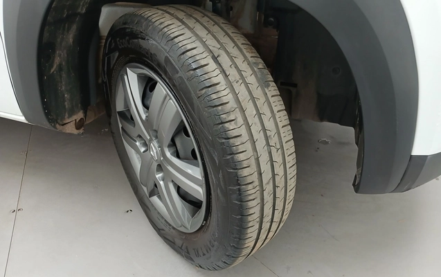 imagem-https://www.socarrao.com.br/sc-vehicle-images-prod/3966964/1789807601959-1_054452.jpg