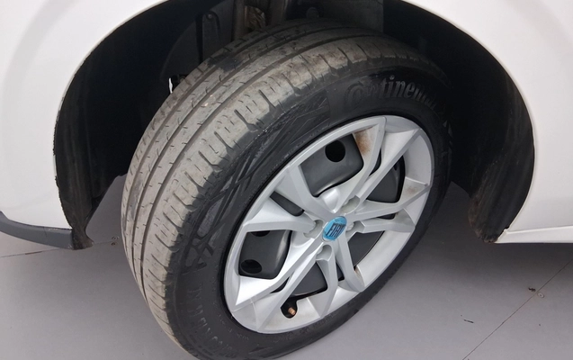 imagem-https://www.socarrao.com.br/sc-vehicle-images-prod/3966969/1789807620709-1_052439.jpg