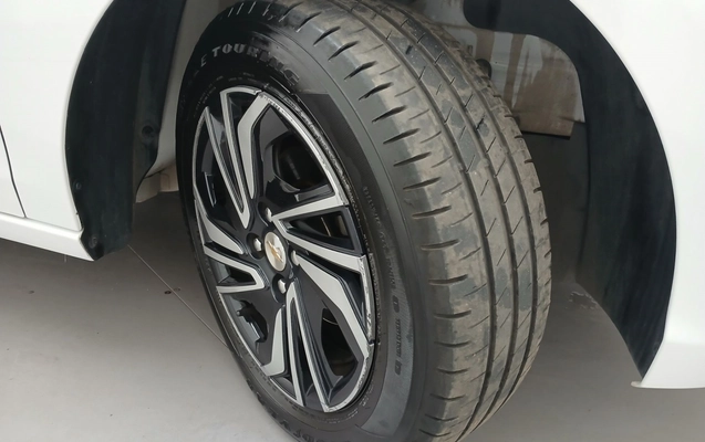 imagem-https://www.socarrao.com.br/sc-vehicle-images-prod/3966971/1789807632881-1_052608.jpg