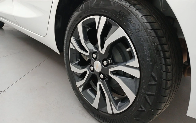 imagem-https://www.socarrao.com.br/sc-vehicle-images-prod/3966976/1789807659848-1_020646.jpg