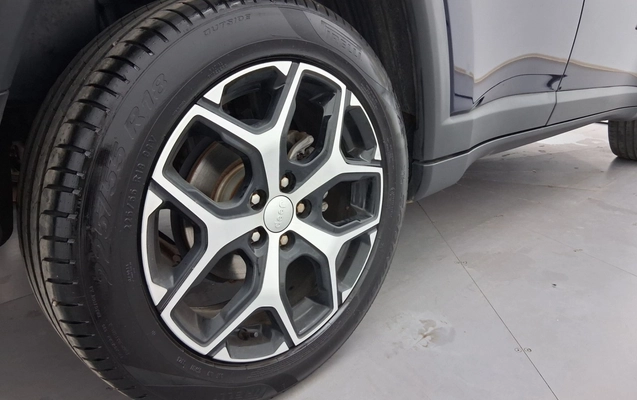 imagem-https://www.socarrao.com.br/sc-vehicle-images-prod/3966980/1789807677184-1_055049.jpg