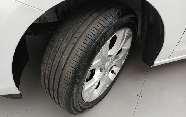 imagem-https://www.socarrao.com.br/sc-vehicle-images-prod/3966986/1789807703600-1_043957.jpg