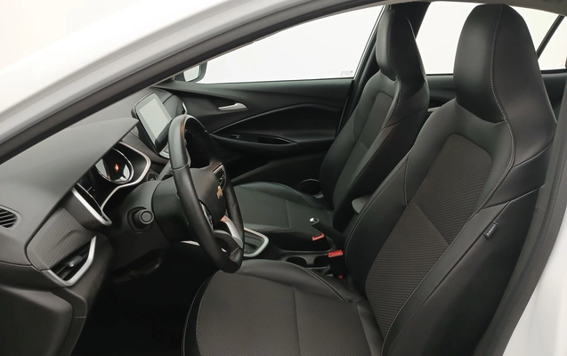 imagem-https://www.socarrao.com.br/sc-vehicle-images-prod/3966986/1789807703615-1_044000.jpg
