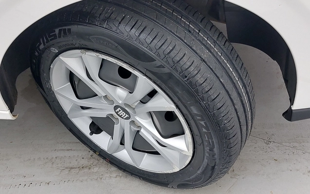 imagem-https://www.socarrao.com.br/sc-vehicle-images-prod/3966992/1789808023881-1_060310.jpg