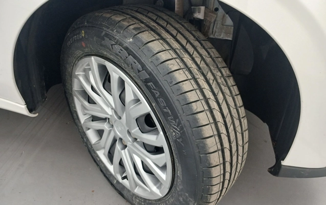 imagem-https://www.socarrao.com.br/sc-vehicle-images-prod/3967002/1789808081689-1_060552.jpg
