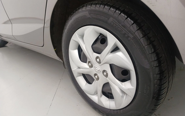 imagem-https://www.socarrao.com.br/sc-vehicle-images-prod/3967011/1789808128258-1_060448.jpg