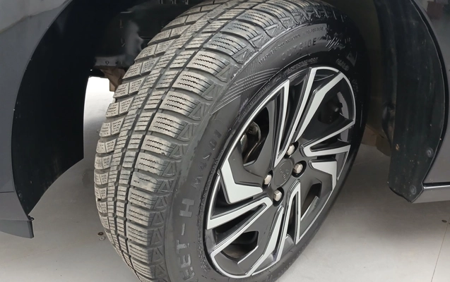 imagem-https://www.socarrao.com.br/sc-vehicle-images-prod/3967014/1789808160943-2_055556.jpg