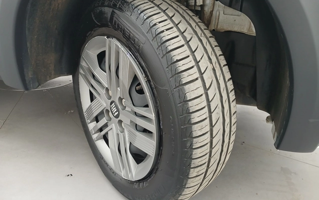 imagem-https://www.socarrao.com.br/sc-vehicle-images-prod/3967017/1789808180264-1_060652.jpg