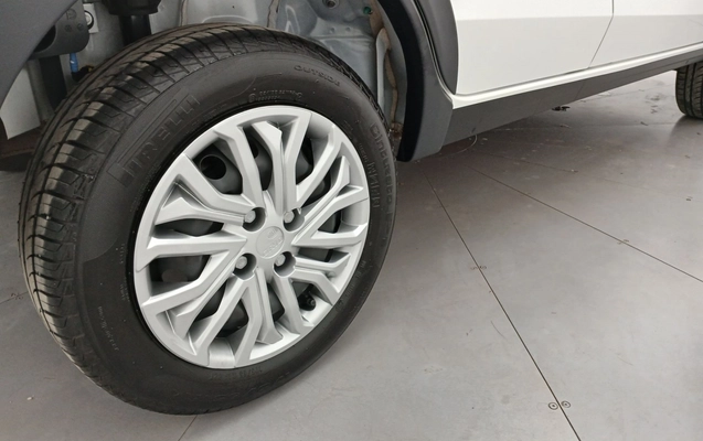 imagem-https://www.socarrao.com.br/sc-vehicle-images-prod/3967019/1789808191251-1_060657.jpg