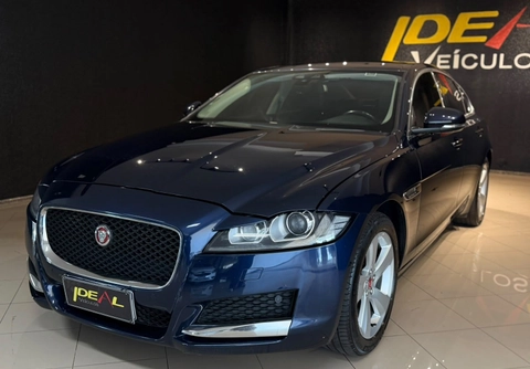 Jaguar XF 2016 Azul — foto 1 de 3