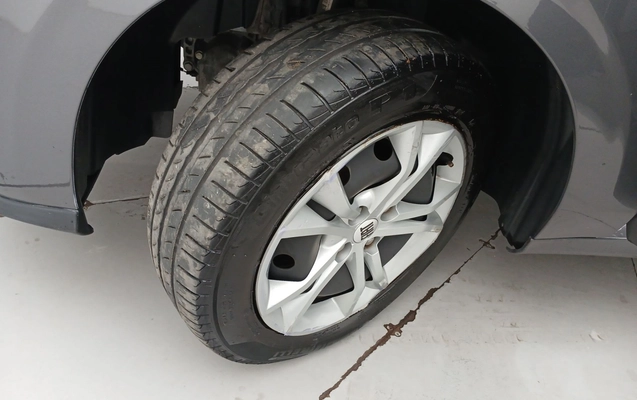 imagem-https://www.socarrao.com.br/sc-vehicle-images-prod/3967241/1789819955910-1_090947.jpg