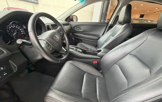 imagem-https://www.socarrao.com.br/sc-vehicle-images-prod/3967247/1789820122038-5_042152.jpg