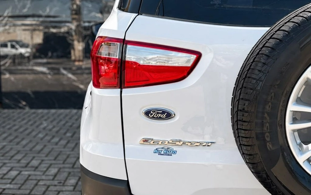 imagem-https://www.socarrao.com.br/sc-vehicle-images-prod/3967264/1789820377283-gb-b4c9f8f.jpg
