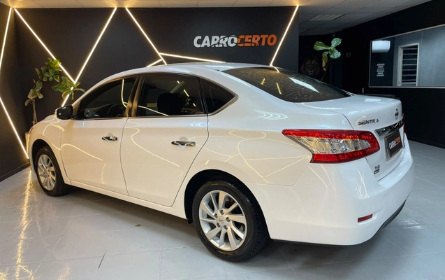 imagem-https://www.socarrao.com.br/sc-vehicle-images-prod/3967353/1789820892327-pKgYCkoaQ6VjDB9Uk4MmoCzHEy9ZYQcP.jpg