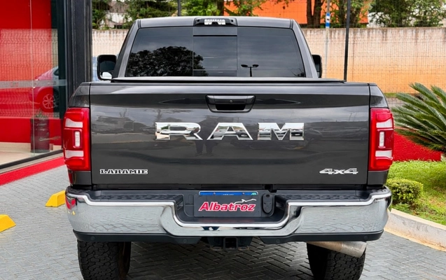 imagem-https://www.socarrao.com.br/sc-vehicle-images-prod/3967356/1789820972427-8_092907.jpg