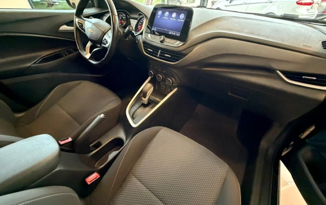 imagem-https://www.socarrao.com.br/sc-vehicle-images-prod/3967405/1789821810552-7_092719.jpg
