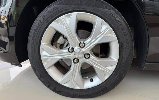 imagem-https://www.socarrao.com.br/sc-vehicle-images-prod/3967405/1789821810554-9_092719.jpg