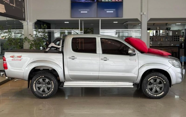 imagem-https://www.socarrao.com.br/sc-vehicle-images-prod/3967409/1789822032545-ODM2NDM0M18yX0JfZGZiMDBjMzRkZi5qcGVn.jpeg