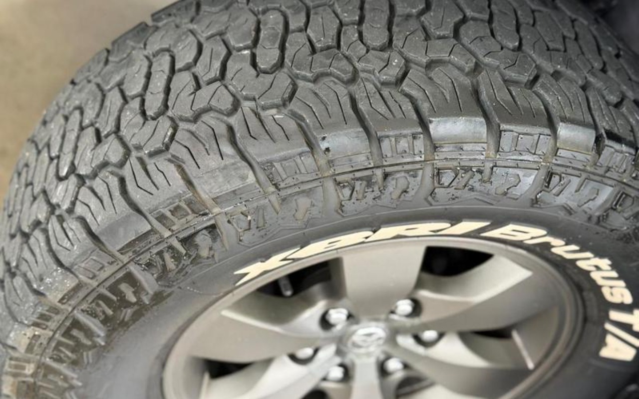 imagem-https://www.socarrao.com.br/sc-vehicle-images-prod/3967409/1789822033601-ODM2NDM0M18yMF9CXzVmZWI2Y2M2OGYuanBlZw.jpeg