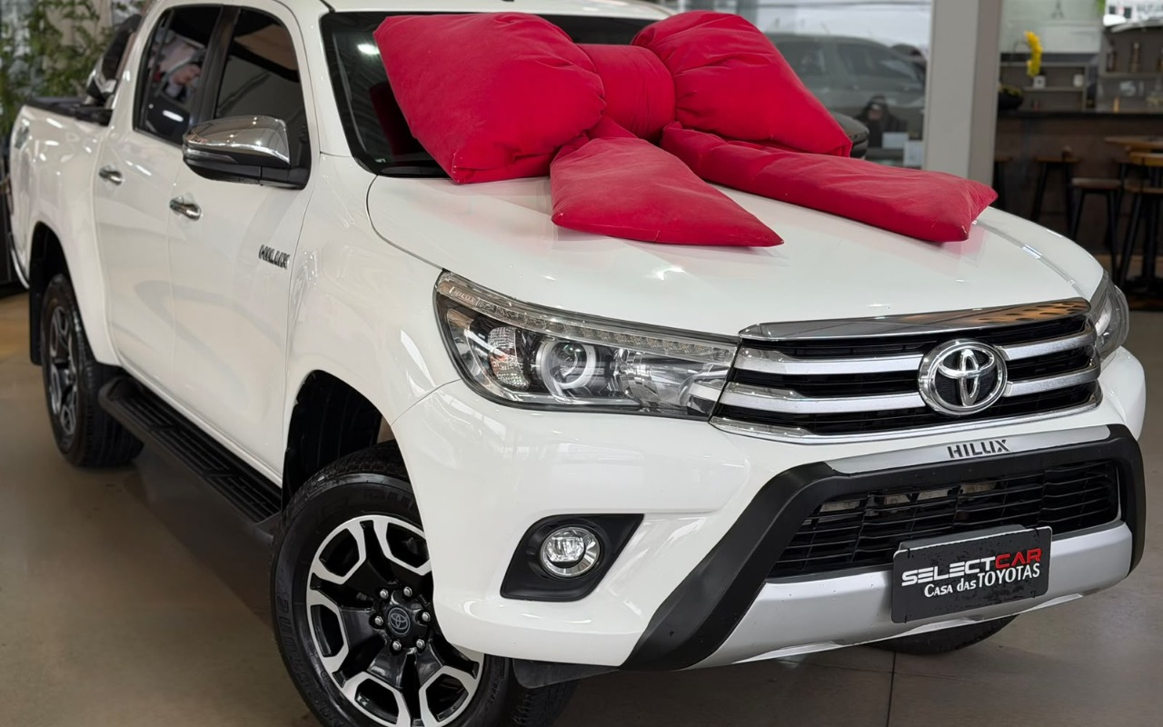 Toyota Hilux 2018 Branco — foto 1 de 3