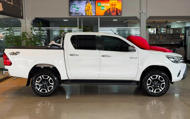 imagem-https://www.socarrao.com.br/sc-vehicle-images-prod/3967414/1789822132179-V2hhdHNBcHAgSW1hZ2UgMjAyNi0wOC0wNiBhdCAxMC4wMi4yOCAoMSkuanBlZw.jpeg
