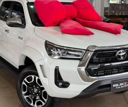 Toyota Hilux 2024 Branco — foto 1 de 3