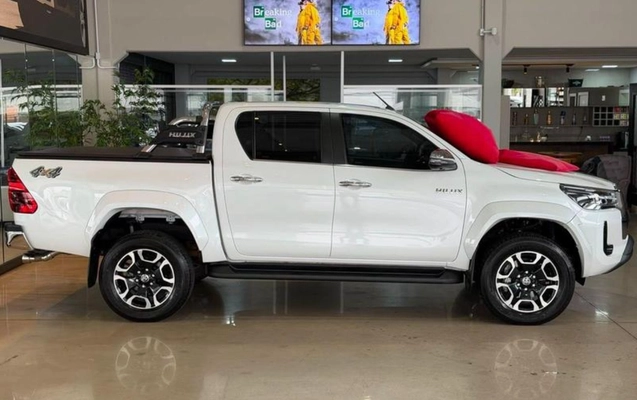 imagem-https://www.socarrao.com.br/sc-vehicle-images-prod/3967421/1789822313771-ODMwMzY0OF8xX0JfMDdhNmI4Mjg5Yy5qcGVn.jpeg