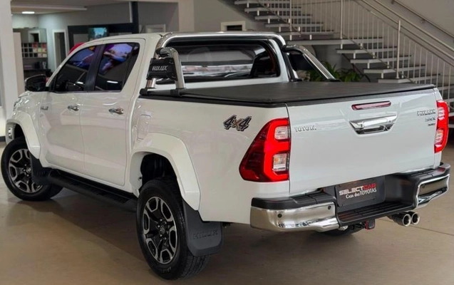 imagem-https://www.socarrao.com.br/sc-vehicle-images-prod/3967421/1789822314362-ODMwMzY0OF84X0JfNjUyNTBlMDBiMi5qcGVn.jpeg
