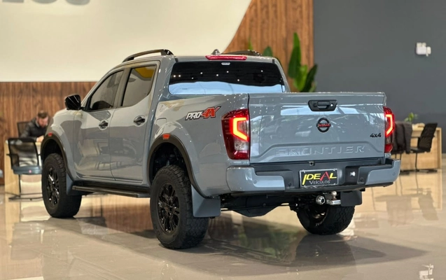 imagem-https://www.socarrao.com.br/sc-vehicle-images-prod/3967431/1789822409879-f7001b02e0b94665be105aa8efe3b916_1789822265228.jpg
