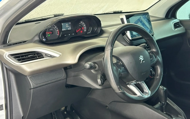 imagem-https://www.socarrao.com.br/sc-vehicle-images-prod/3967432/1789822423194-13_095325.jpg