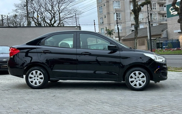 imagem-https://www.socarrao.com.br/sc-vehicle-images-prod/3967454/1789822624834-4_095555.jpg