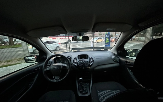 imagem-https://www.socarrao.com.br/sc-vehicle-images-prod/3967454/1789822624837-7_095556.jpg