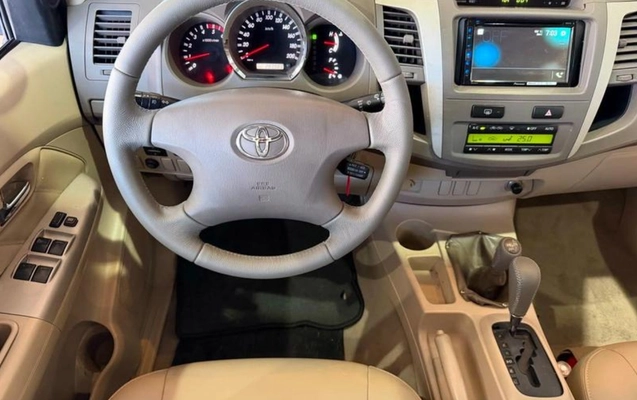 imagem-https://www.socarrao.com.br/sc-vehicle-images-prod/3967459/1789822676325-ODIwMDIzOF8xX0JfM2FiZmNhYWQ0Ny5qcGVn.jpeg