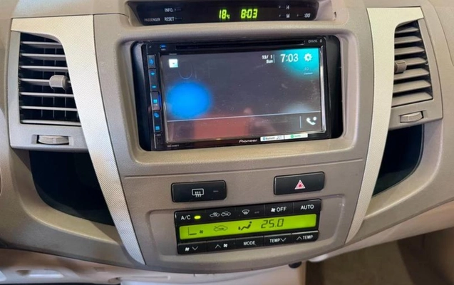 imagem-https://www.socarrao.com.br/sc-vehicle-images-prod/3967459/1789822676428-ODIwMDIzOF8xX0JfM2I3MDQ0Y2EzMS5qcGVn.jpeg