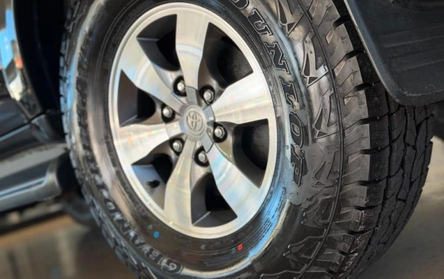 imagem-https://www.socarrao.com.br/sc-vehicle-images-prod/3967459/1789822676916-ODIwMDIzOF8xNl9CXzUwYjFhYzdmN2EuanBlZw.jpeg