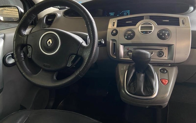 imagem-https://www.socarrao.com.br/sc-vehicle-images-prod/3967467/1790023500680-8402368_9_B_f6de0c58a5.jpeg