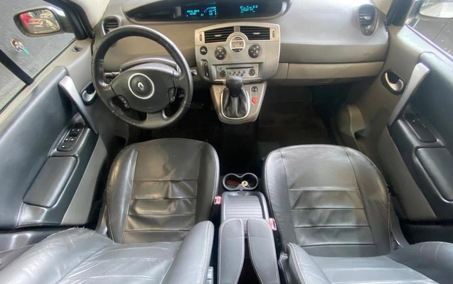 imagem-https://www.socarrao.com.br/sc-vehicle-images-prod/3967467/1790023500685-8402368_12_B_7090900c1f.jpeg