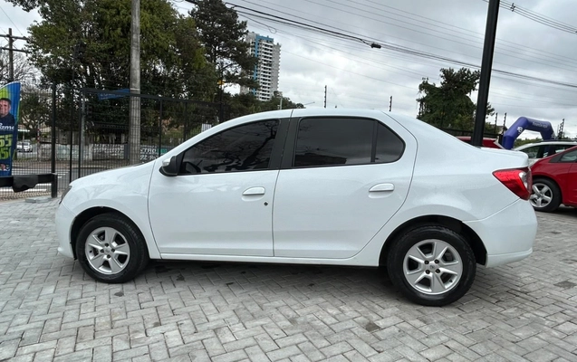 imagem-https://www.socarrao.com.br/sc-vehicle-images-prod/3967486/1789822895079-4_094004.jpg