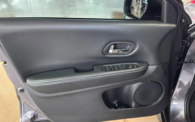 imagem-https://www.socarrao.com.br/sc-vehicle-images-prod/3967487/1789822982711-V2hhdHNBcHAgSW1hZ2UgMjAyNi0wNy0wNyBhdCAxNC4xMS4xNy5qcGVn.jpeg