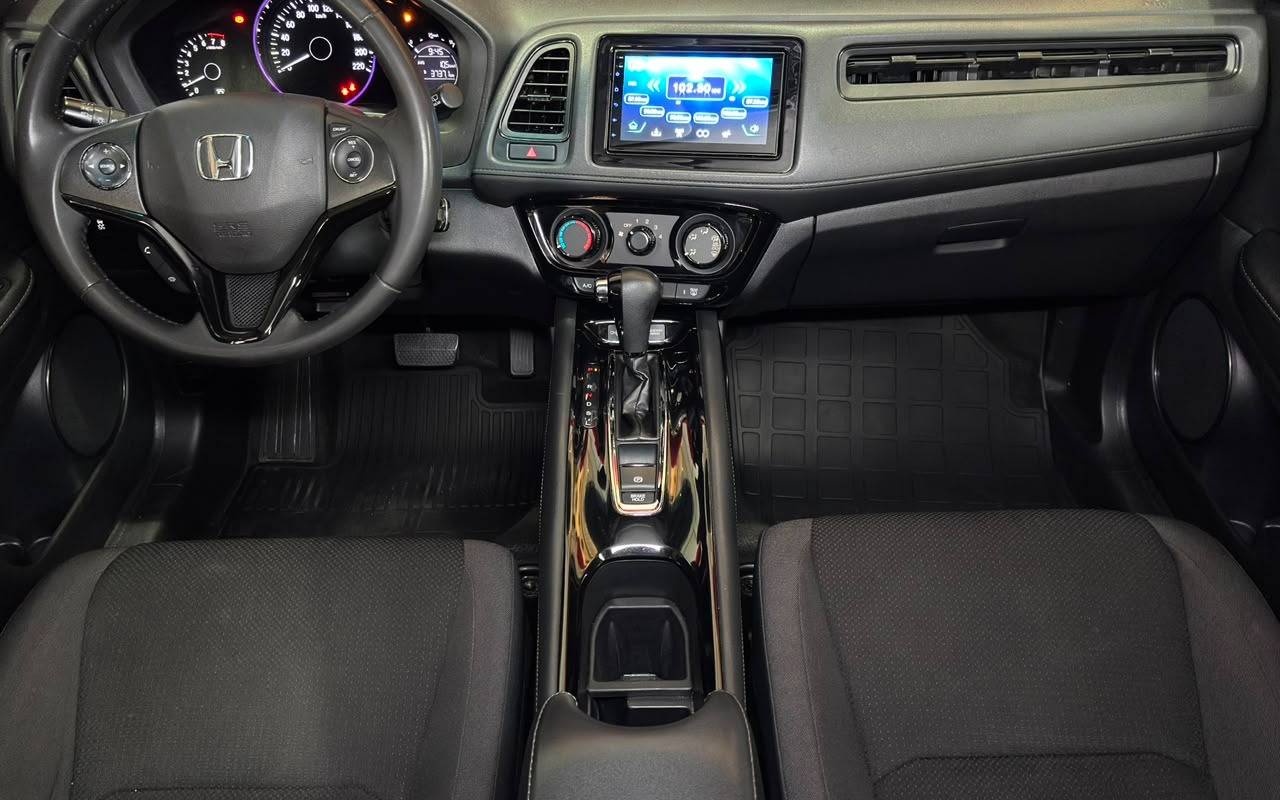 imagem-https://www.socarrao.com.br/sc-vehicle-images-prod/3967487/1789822982945-V2hhdHNBcHAgSW1hZ2UgMjAyNi0wNy0wNyBhdCAxNC4xMS4yNC5qcGVn.jpeg
