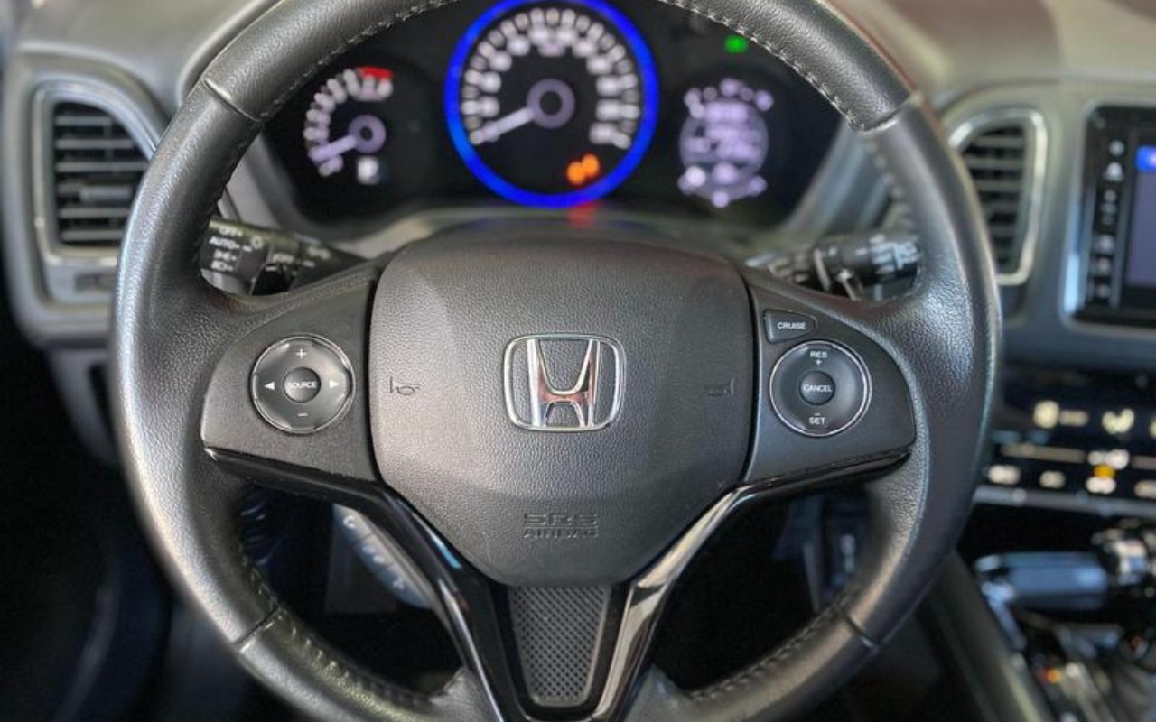 imagem-https://www.socarrao.com.br/sc-vehicle-images-prod/3967497/1789823123243-ODM1NjI1Nl8xM19CXzc3MDBiNGU2MTUuanBlZw.jpeg