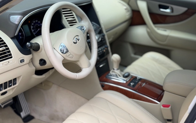 imagem-https://www.socarrao.com.br/sc-vehicle-images-prod/3967499/1789823150042-59862cae-aeca-44c3-a5da-62da11375e35.jpg
