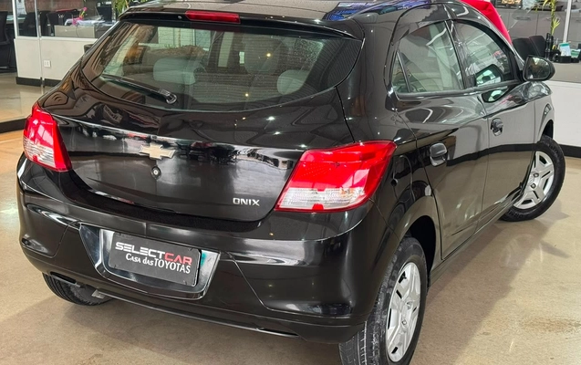imagem-https://www.socarrao.com.br/sc-vehicle-images-prod/3967519/1789823308386-V2hhdHNBcHAgSW1hZ2UgMjAyNi0wNi0xMiBhdCAxNi41MC41NSAoMikuanBlZw.jpeg