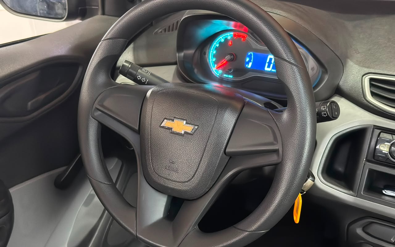 imagem-https://www.socarrao.com.br/sc-vehicle-images-prod/3967519/1789823309050-V2hhdHNBcHAgSW1hZ2UgMjAyNi0wNi0xMiBhdCAxNi41MS4wOSAoMSkuanBlZw.jpeg