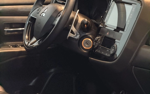 imagem-https://www.socarrao.com.br/sc-vehicle-images-prod/3967549/1789823397438-6b5f84e1fbef4cb6803e30c35062a979_1789823278191.jpg